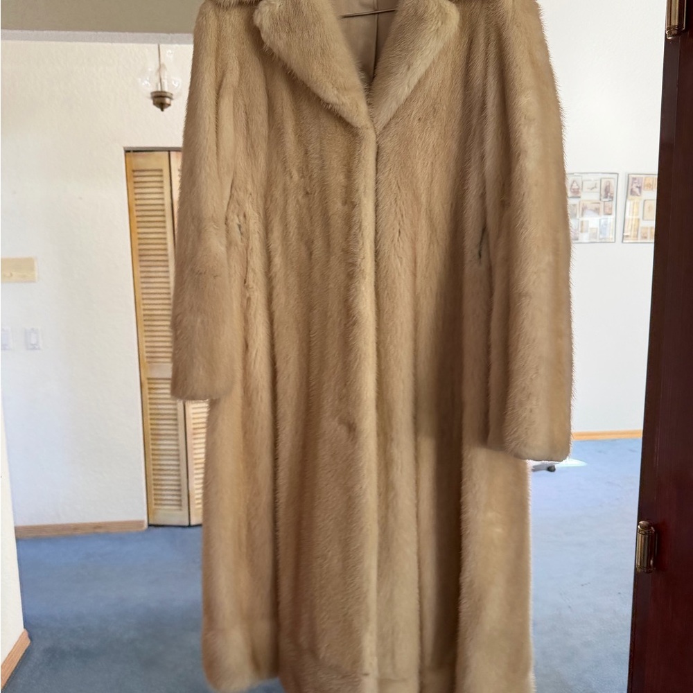 Elegant Tan Fur Coat